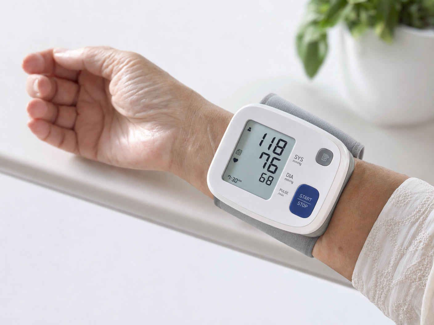 Blood pressure monitor